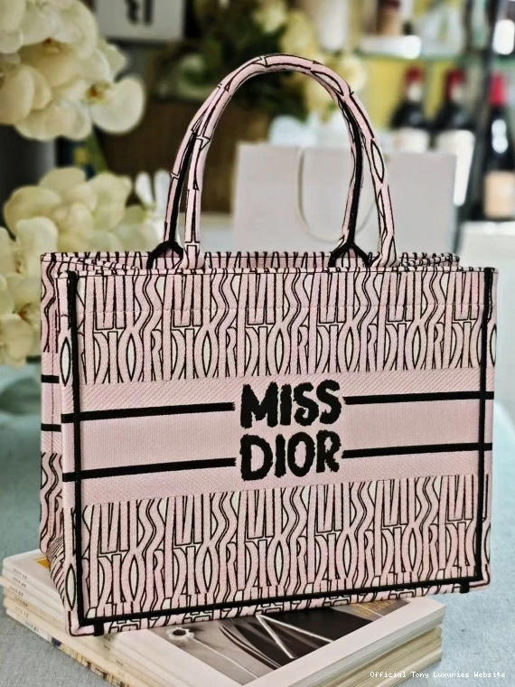 Tony Luxuries MEDIUM TOTE-36.5X27.5X16.5CM BOOK diro 0808